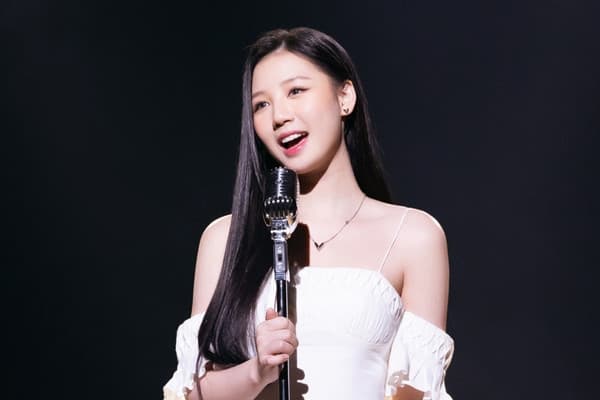 singer cover